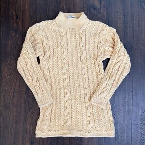 Nordstrom Point of View Vintage Pale Yellow Sweater Size Small